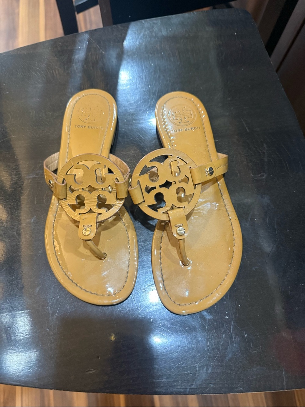 Tory Burch Logo Thong Sandals in Tan. 7.5